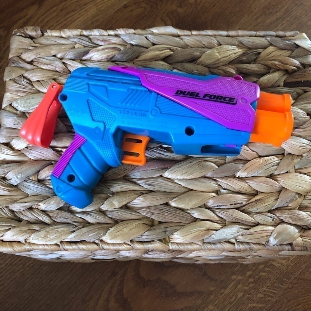 Nerf Gun - Picture 1 of 3